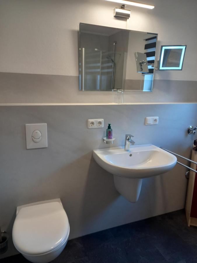 Cafe Und Pension Ringer Vilseck Экстерьер фото