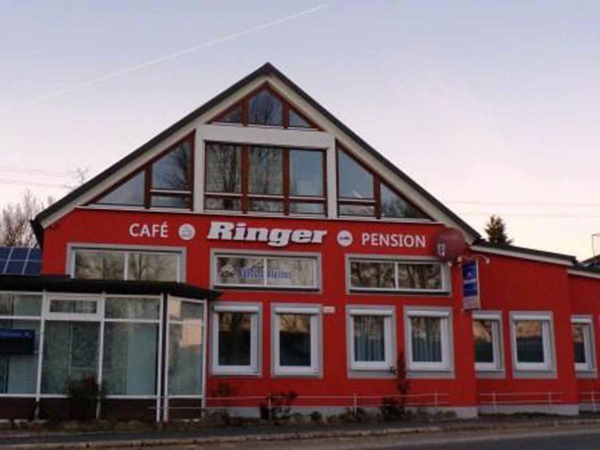 Cafe Und Pension Ringer Vilseck Экстерьер фото